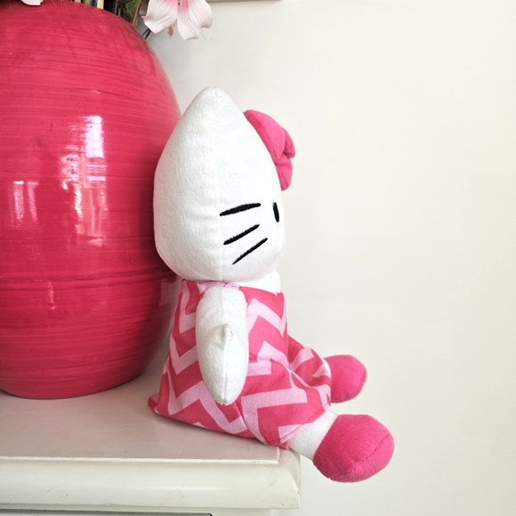 Hello Kitty 12" Northwest (2015) Plush Doll Stuffed Animal Pink & White - Picture 3 of 14